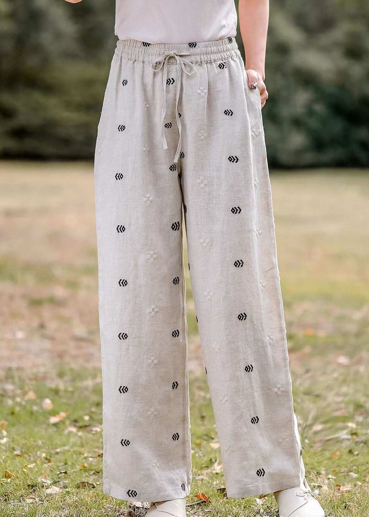 Women Casual Embroidered Pockets Elastic Waist Linen Pants Summer